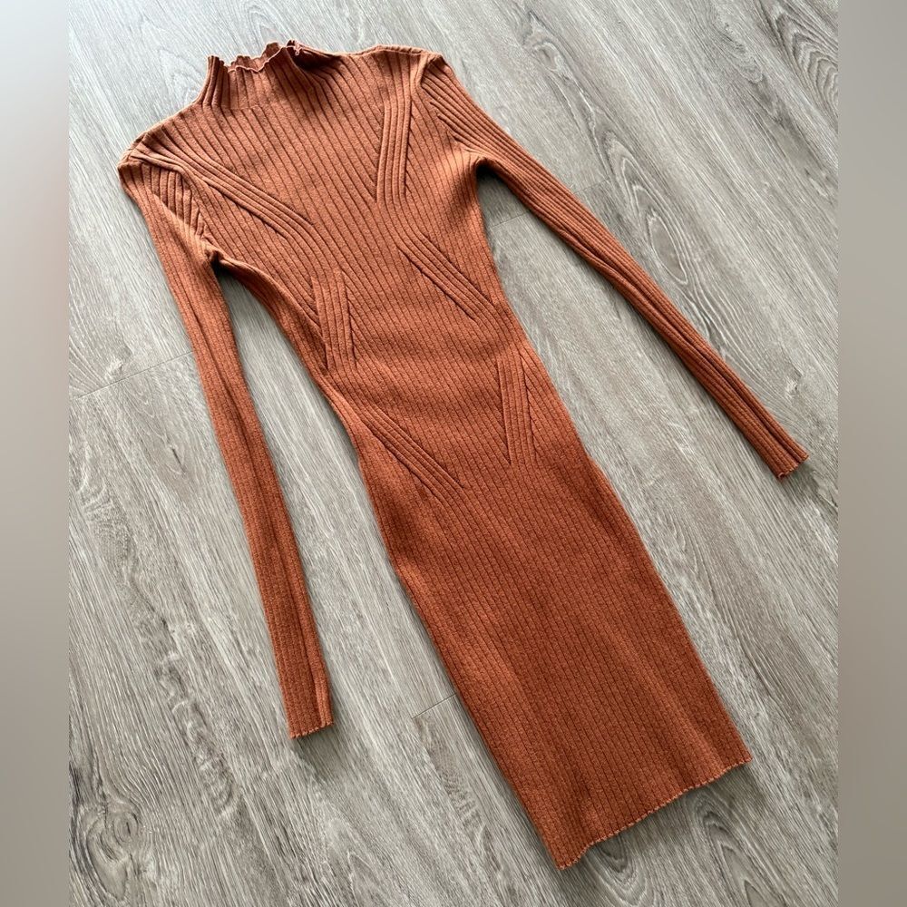 Lulu's Rust Long Sleeve Ribbed Dress - Picture 5 of 6